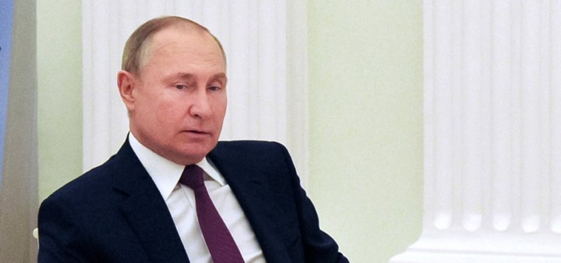VLADIMIR PUTIN SAYS RUSSIA OF COURSE DOES NOT WANT WAR