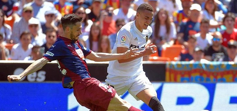 VALENCIAS TOP FOUR HOPES DENTED AFTER LATE LOSS TO EIBAR