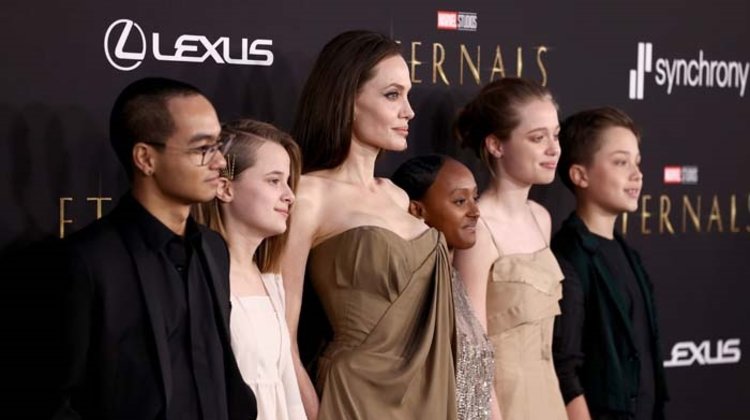 Angelina Jolie Eternals Galasına Çocuklarıyla Katıldı