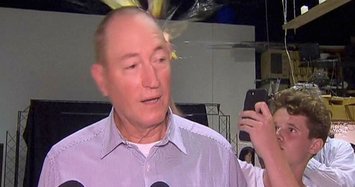 NBA star Simmons pays tribute to 'Egg Boy'