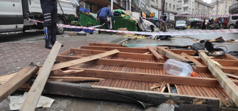4 KILLED, 19 WOUNDED WHEN POWERFUL STORM HITS ISTANBUL