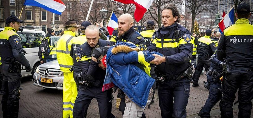 AT LEAST 5 DETAINED IN YELLOW VEST CLASH IN NETHERLANDS