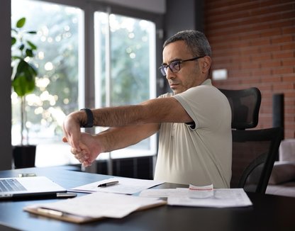 Omuz öne düşmesi nasıl düzeltilir?
