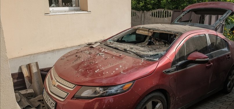 4 INJURED IN CAR-RAMMING ATTACK IN CENTRAL ISRAEL