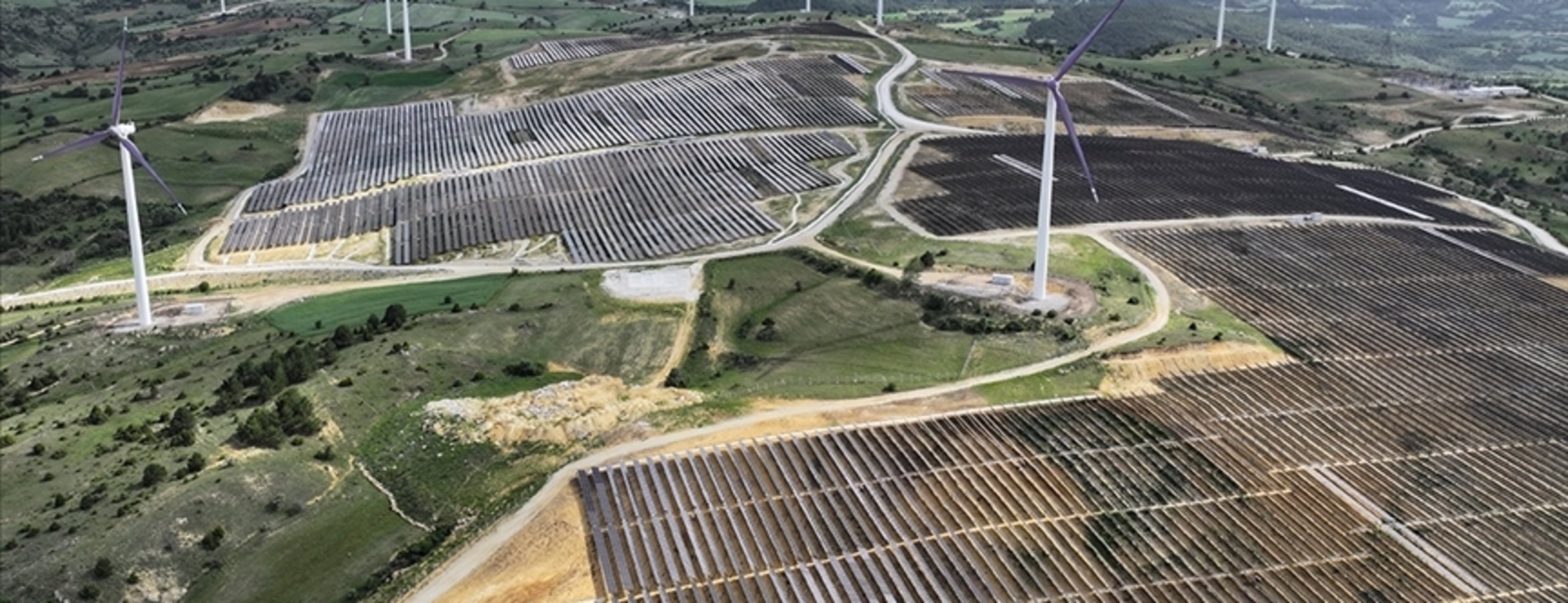 Yenilenebilir enerji kaynakları ekonomiye 6 ayda 4,8 milyar dolar katkı sağladı