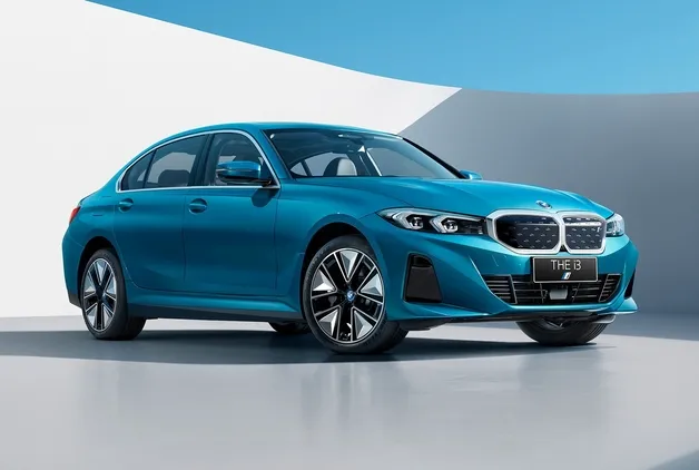 BMW’DEN ÇİN’E ÖZEL ELEKTRİKLİ SEDAN