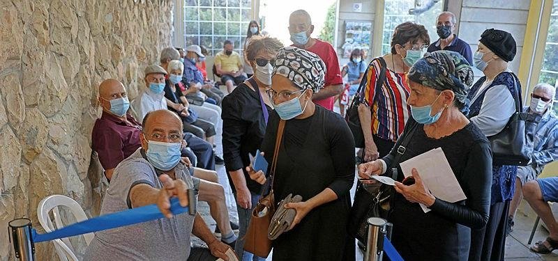 Israeli hospitals see rising number of seriously ill Covid patients