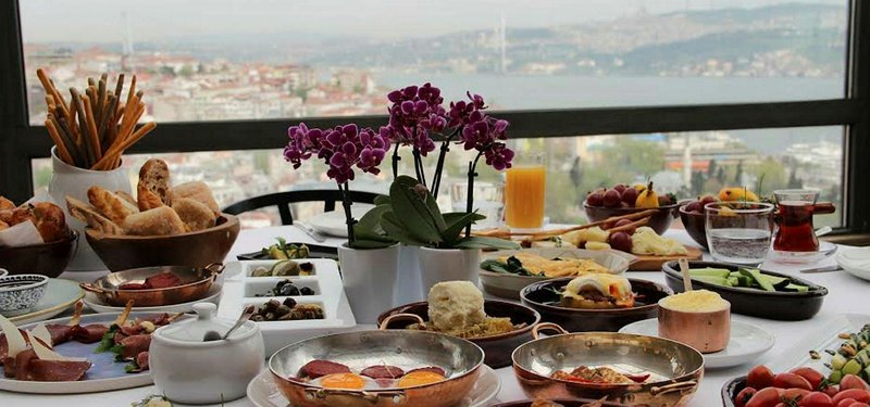 Some of suggestions for top brunch spots across Istanbul