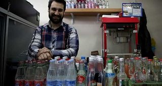 İstanbul Üniversitesi öğrencileri, yerli gazozla nostalji yaşıyorlar