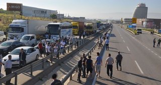 Bursa-Ankara yolunu kapatan kaza