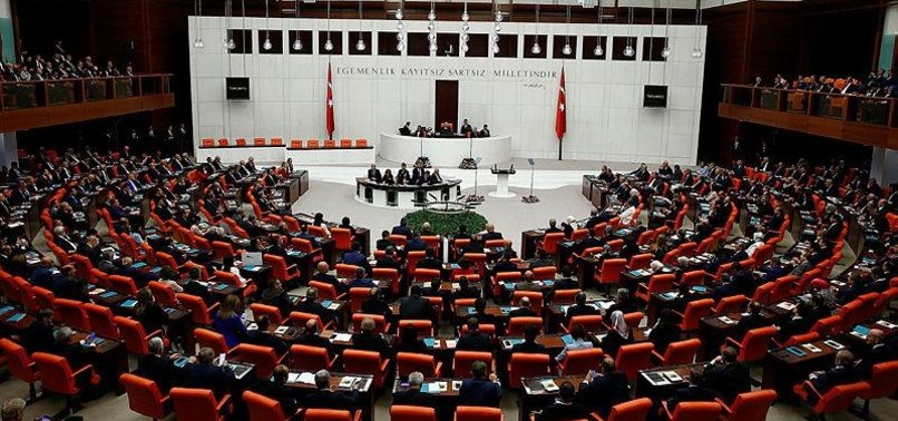 TURKISH PARLIAMENT RATIFIES NEW MILITARY SERVICE LAW