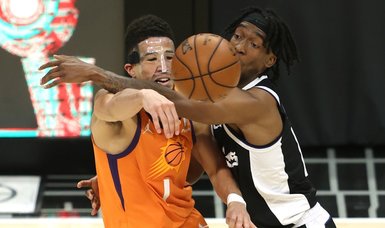 LA Clippers beat Phoenix Suns in Game 3, cut deficit to 2-1