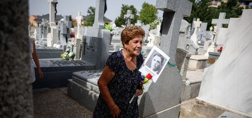 AT MASS GRAVE EXHUMATION, DAUGHTER OF SPANISH CIVIL WAR VICTIM SEEKS CLOSURE