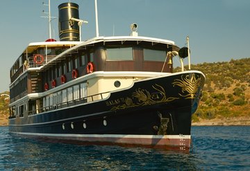 Halas 71 Dünya jet-setini gezdirecek