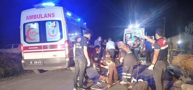 12 KILLED AS BUS CARRYING MIGRANTS OVERTURNS IN EAST TURKEY