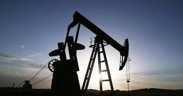 Brent petrolün varili 60,87 dolar