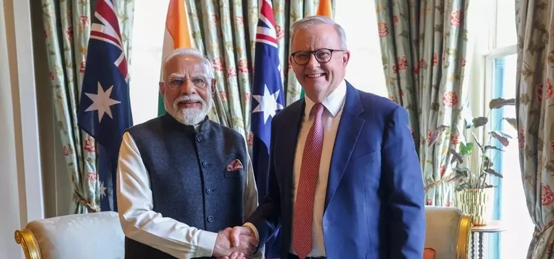 INDIA, AUSTRALIA SIGN URANIUM PACT