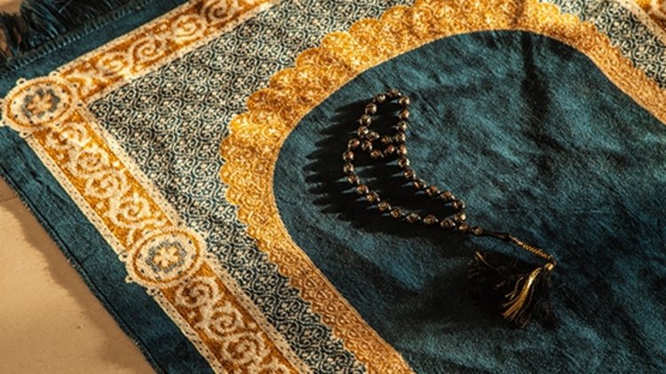 Namaz Çeşitleri Nelerdir? Namaz Çeşitlerinin Anlamları? Namaz Çeşitleri Kaç Tanedir?