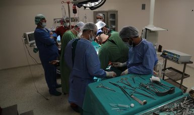 Turkish doctors perform 40 surgeries in 48 hours in Syria