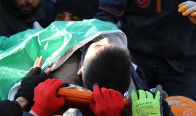 Mother, son pulled alive from rubble in Diyarbakir 101 hours after quake