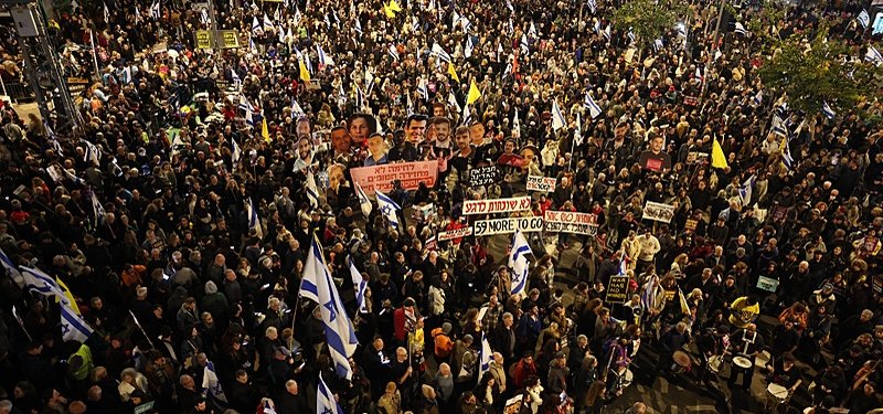 Tens of thousands of Israelis rally for hostages, against dismissal of Shin Bet chief