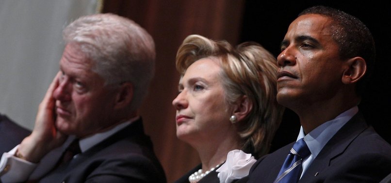 EXPLOSIVE DEVICES MAILED TO PROMINENT DEMOCRATS, INCLUDING OBAMA, CLINTONS