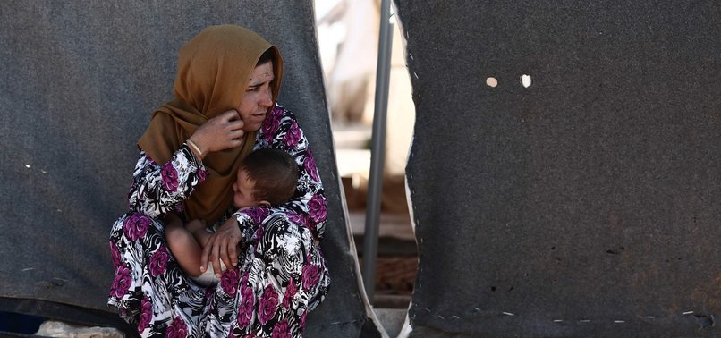 1,000 PEOPLE FLEE SYRIAS IDLIB FEARING REGIME ATTACK, MONITOR SAYS