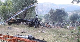 13 kahraman askerimizin şehit olduğu helikopter 300 metreden düştü, mühimmatı infilak etti