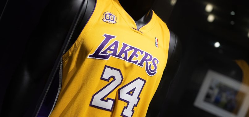 KOBE BRYANTS ICONIC JERSEY SOLD FOR RECORD $5.8M AT AUCTION