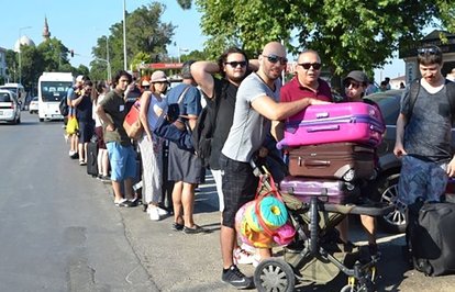 Türkiyeye8aydaençokAlmanRusveİngilizturistgeldi