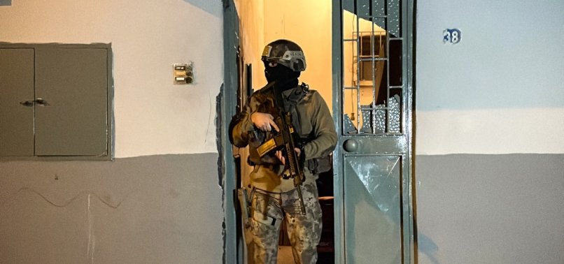 TURKISH POLICE CAPTURE 27 SUSPECTED TERRORISTS IN NATIONWIDE RAIDS