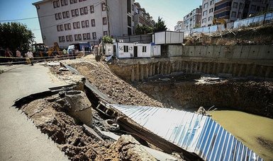 Road collapse in Istanbul forces evacuation of surrounding apartments