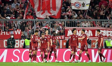 Bayern Munich win record-extending 10th straight Bundesliga title