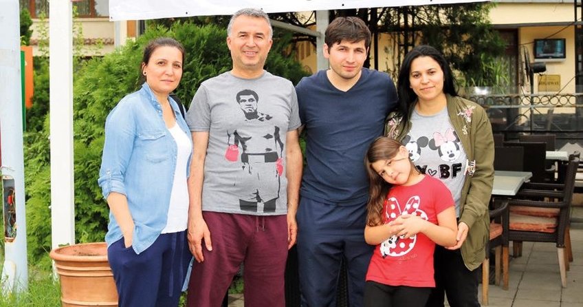 Yolda arkadaş oldular