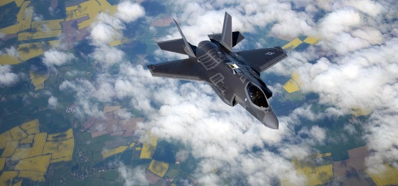 Germany eyes Lockheed F-35 fighter jet; no final decision