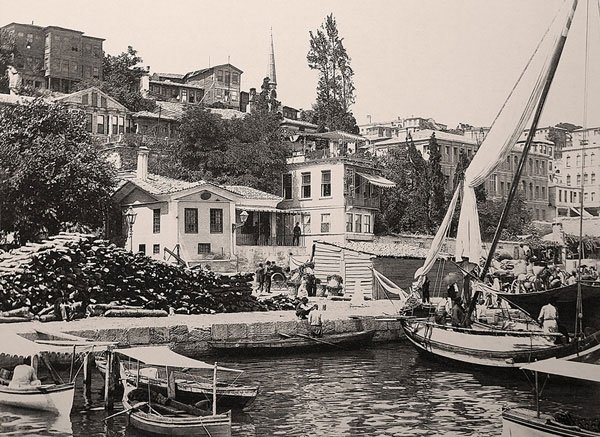 Boğaza açılan kapılar