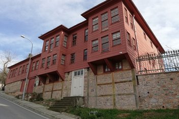 İstanbul’daki Özbekler Tekkesi