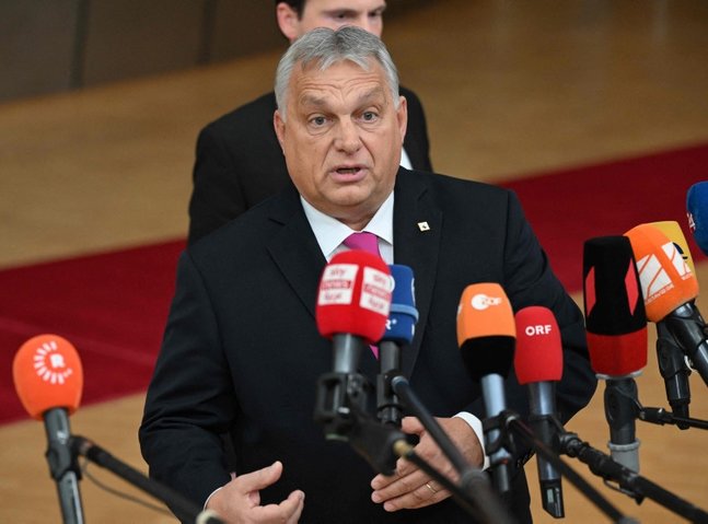Hungary's Orban proud of keeping contact with Russia