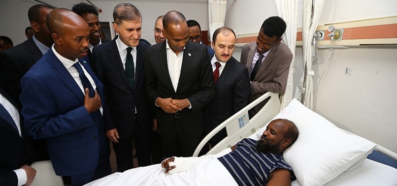 SOMALI PM VISITS TERROR ATTACK VICTIMS RECEIVING TREATMENT IN TURKEY