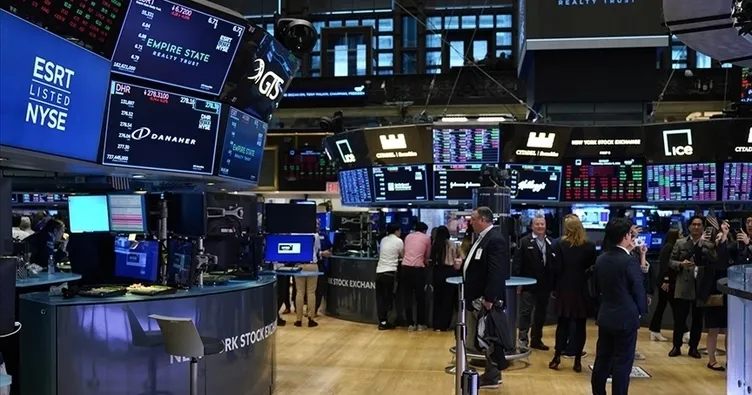 New York borsası karışık seyirle açıldı