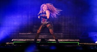 Shakira İstanbulda konser verdi