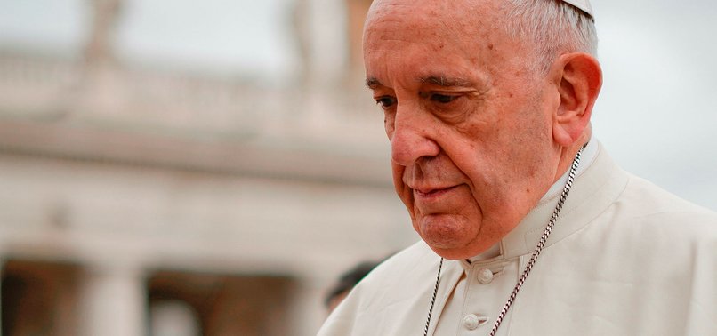 POPE DEEPLY DISTURBED BY LACK OF EFFORTS TO BRING PEACE TO SYRIA