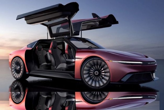 DELOREAN GELECEĞE GİDİYOR