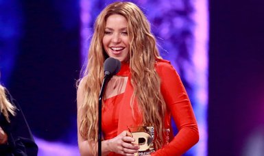 Award-filled night, boost of morale for Shakira facing 8-year prison sentence
