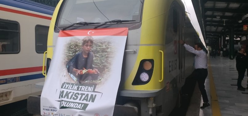 TÜRKIYE’S KINDNESS TRAINS SETS OFF WITH AID FOR FLOOD-RAVAGED PAKISTAN