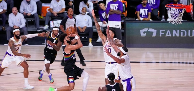 Denver Nuggets hold off Lakers, halve West finals deficit
