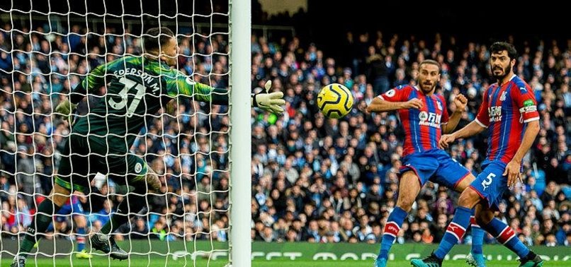 CENK TOSUN SCORES HIS 1ST GOAL FOR CRYSTAL PALACE