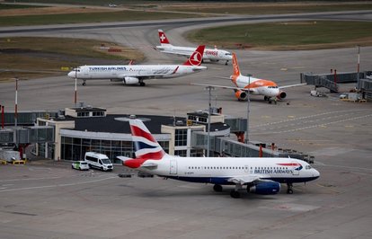 ahrefindexbritishairlinesclasstkktLnktargetblankBritishAirlinesaHeathrowdankısamesafeliuçuşlariçinbiletsatışınıdurdurdu