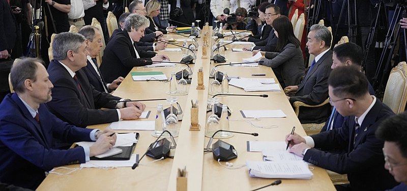 China FM says will work with Russia on the 'cause of peace'