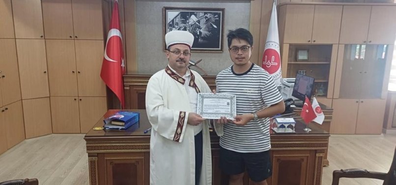 TAIWANESE MAN EMBRACES ISLAM IN TÜRKIYE AND CHANGES HIS NAME TO YUSUF
